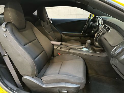 Used 2012 Chevrolet Camaro LT image 9