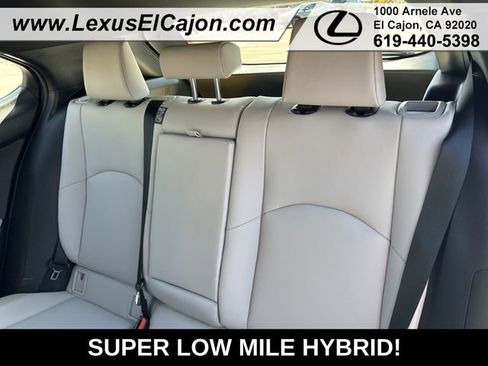 Used 2025 Lexus UX 300h AWD w/ Accessory Package (Z2) image 18