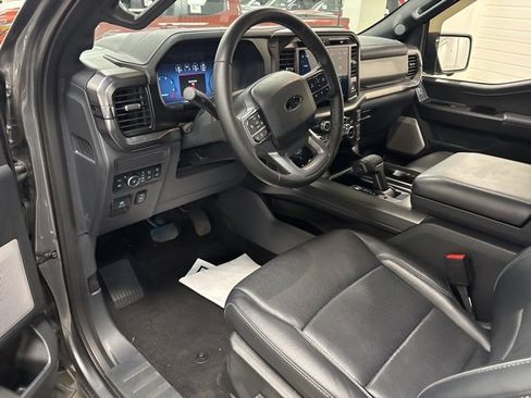 Used 2025 Ford F150 Lariat w/ Equipment Group 502A High image 16