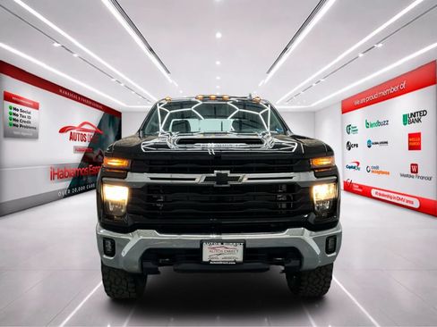 Used 2024 Chevrolet Silverado 3500 LT w/ All Star Edition AWD/4WD image 2