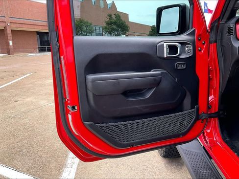 Used 2023 Jeep Wrangler Rubicon w/ Steel Bumper Group AWD/4WD image 25