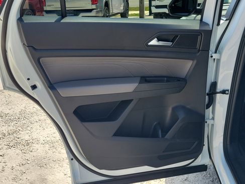 Used 2022 Volkswagen Atlas Cross Sport SEL R-Line AWD/4WD image 13