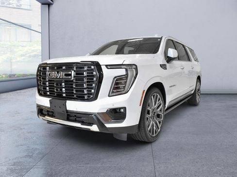 Used 2026 GMC Yukon XL Denali Ultimate AWD/4WD image 1