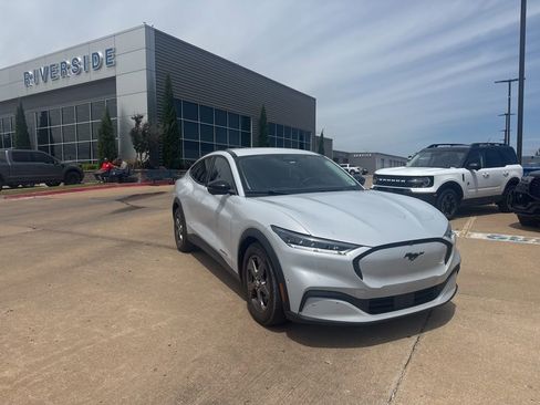 Used 2023 Ford Mustang Mach-E Select w/ Comfort Package Lite AWD/4WD image 1
