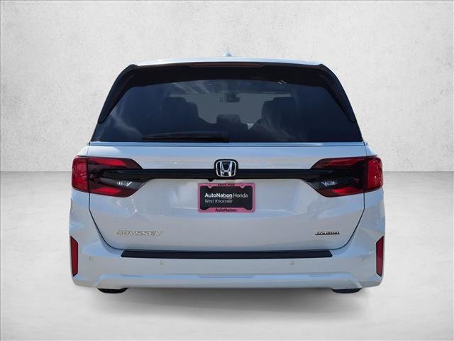New 2027 Honda Odyssey Touring image 8