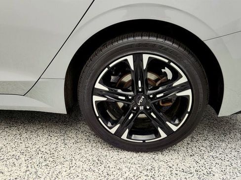 Used 2022 Kia K5 GT-Line image 9