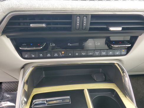 Used 2025 MAZDA CX-90 3.3 Turbo S w/ Premium Plus image 26