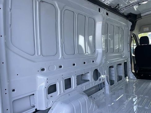 New 2026 Ford Transit 250 148 Medium Roof image 16
