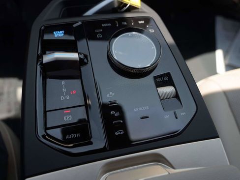 Certified 2026 BMW iX xDrive45 AWD/4WD image 20