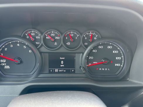 Used 2024 Chevrolet Silverado 1500 Custom Trail Boss w/ Dark Appearance Package image 27