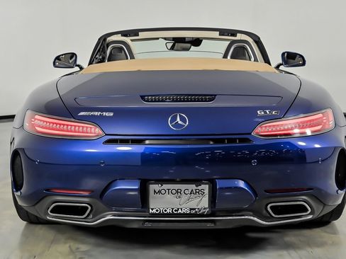 Used 2018 Mercedes-Benz AMG GT C image 9