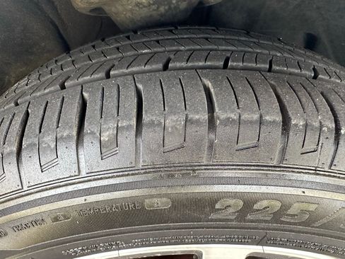 Used 2018 Subaru Legacy 2.5i Premium w/ Eyesight & BSD & Rcta & HBA image 17