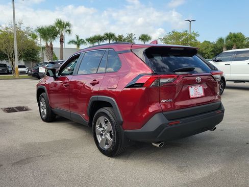 Certified 2025 Toyota RAV4 XLE w/ Convenience Package AWD/4WD image 6