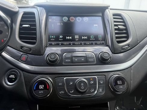 Used 2018 Chevrolet Impala LT image 22