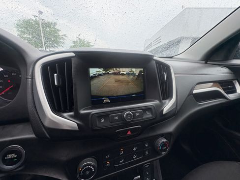 Used 2019 GMC Terrain SLE FWD image 24