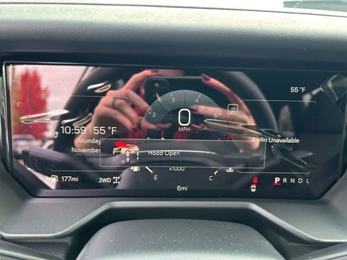 New 2026 GMC Acadia Elevation image 16