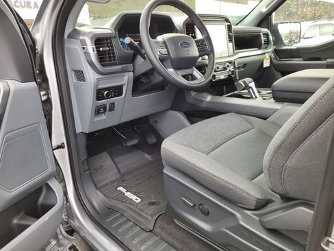 New 2025 Ford F150 Lightning XLT image 15