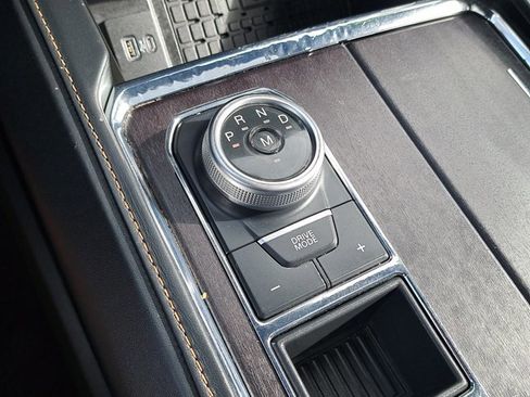 Certified 2022 Ford Expedition Platinum image 34