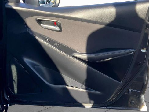 Used 2017 Toyota Yaris iA FWD image 20