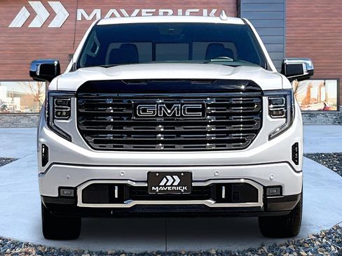 Used 2025 GMC Sierra 1500 Denali Ultimate AWD/4WD image 2
