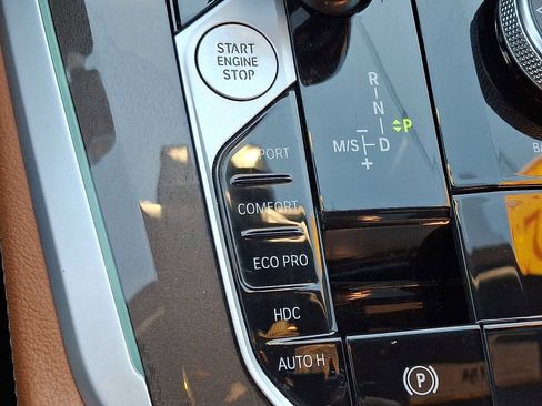 Used 2022 BMW X5 xDrive40i image 24