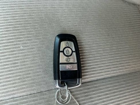 Used 2021 Ford Expedition XLT w/ Cargo Package RWD image 23
