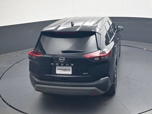 Used 2023 Nissan Rogue S AWD/4WD image 25