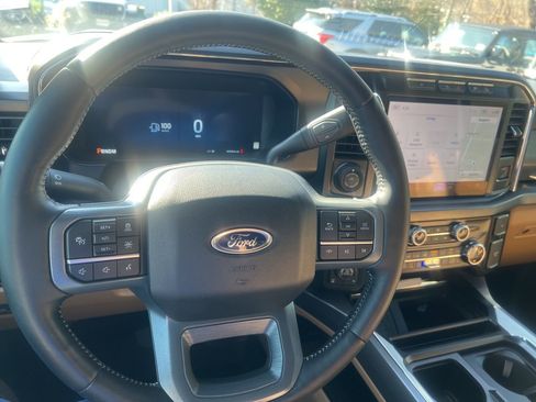 Used 2024 Ford F350 Lariat w/ Lariat Ultimate Package image 27