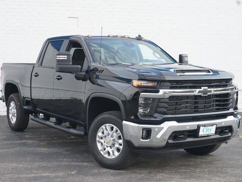 New 2025 Chevrolet Silverado 2500 LT w/ Safety Package image 2