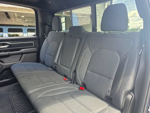 Used 2019 RAM 1500 Big Horn AWD/4WD image 8