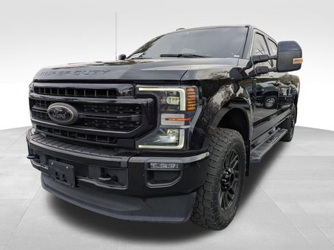 Used 2022 Ford F250 Lariat w/ Black Appearance Package image 10