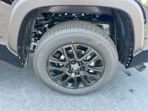 New 2026 Toyota Tundra Limited AWD/4WD image 13