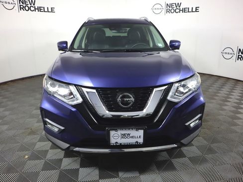 Certified 2018 Nissan Rogue SL w/ Premium Package image 3