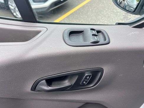 Used 2024 Ford Transit 250 148 Medium Roof RWD image 8