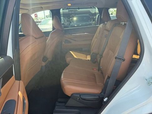 Certified 2025 INFINITI QX60 Sensory w/ Vision Package AWD/4WD image 24