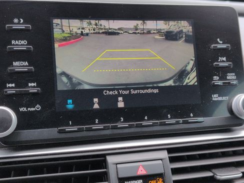 Used 2018 Honda Accord LX image 24