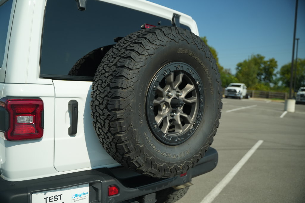 Used 2023 Jeep Wrangler Unlimited Rubicon 392 w/ Trailer Tow Package AWD/4WD image 50