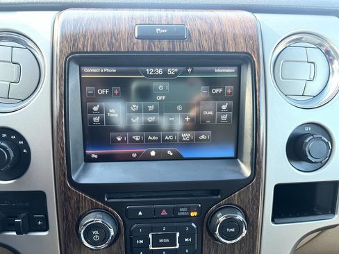 Used 2013 Ford F150 Lariat w/ Lariat Chrome Pkg image 35