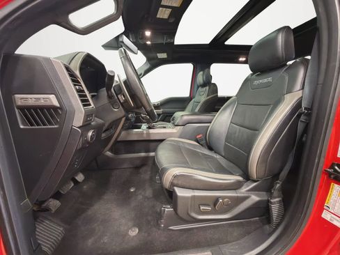 Used 2018 Ford F150 Raptor w/ Equipment Group 802A Luxury image 10