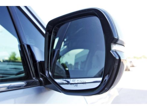 Used 2020 Honda Pilot Touring image 10