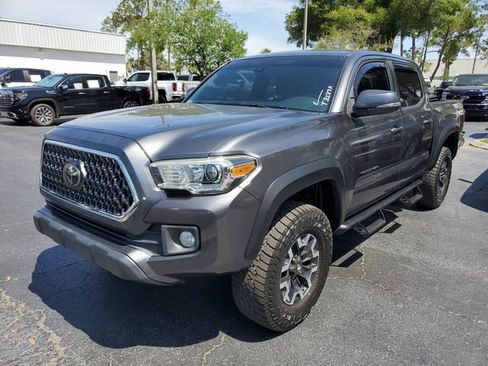 Used 2019 Toyota Tacoma TRD Off-Road AWD/4WD image 2
