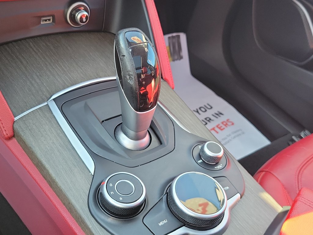 Used 2019 Alfa Romeo Stelvio Ti AWD/4WD image 39