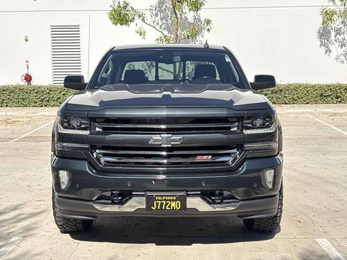 Used 2017 Chevrolet Silverado 1500 LTZ Z71 w/ LTZ Plus Package AWD/4WD image 8