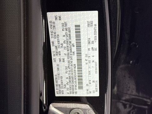 Used 2013 Ford Escape Titanium w/ Parking Technology Pkg FWD image 31