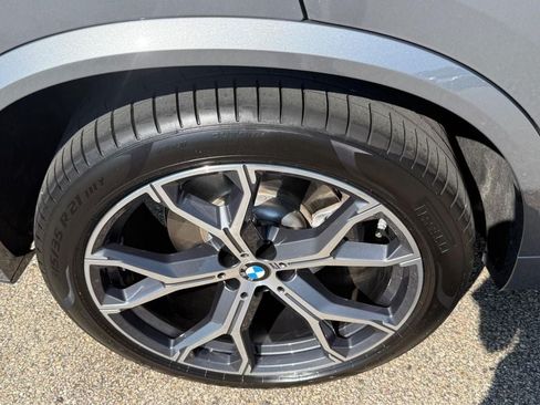 Used 2026 BMW X5 xDrive40i w/ M Sport Package AWD/4WD image 4