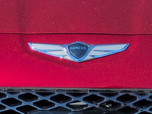 Used 2023 Genesis G70 2.0T image 12