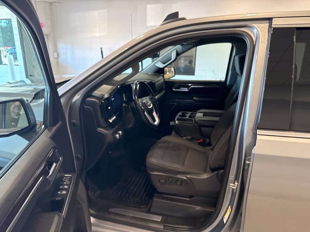 Used 2023 GMC Sierra 1500 SLE AWD/4WD image 22