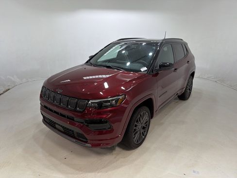 Used 2022 Jeep Compass High Altitude image 1