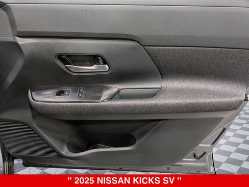 Certified 2025 Nissan Kicks SV w/ SV Premium Package AWD/4WD image 33