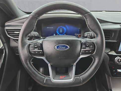 Used 2022 Ford Explorer ST w/ Equipment Group 401A image 13